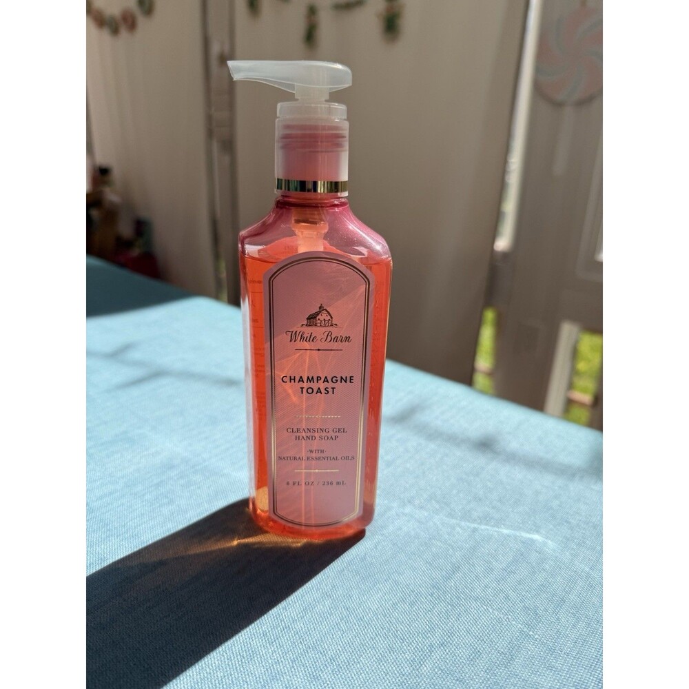 New BATH & BODY WORKS HAND WASH CHAMPAGNE TOAST Gentle Foaming HAND SOAP 8 OZ